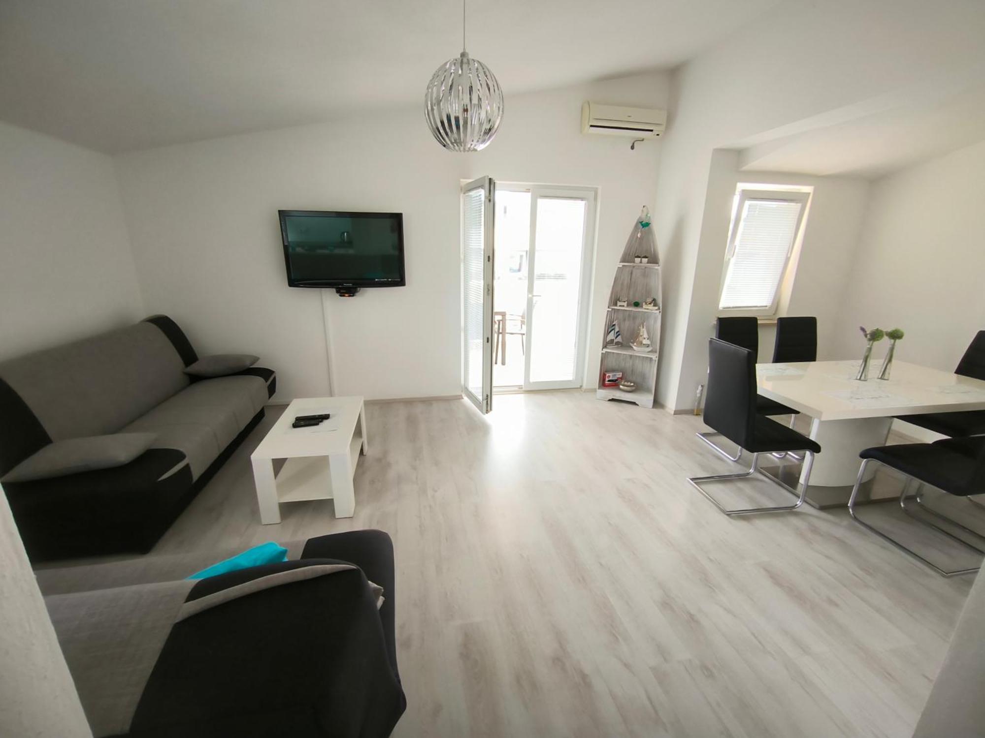 Rooms & Apartments Ana 2 زادار المظهر الخارجي الصورة