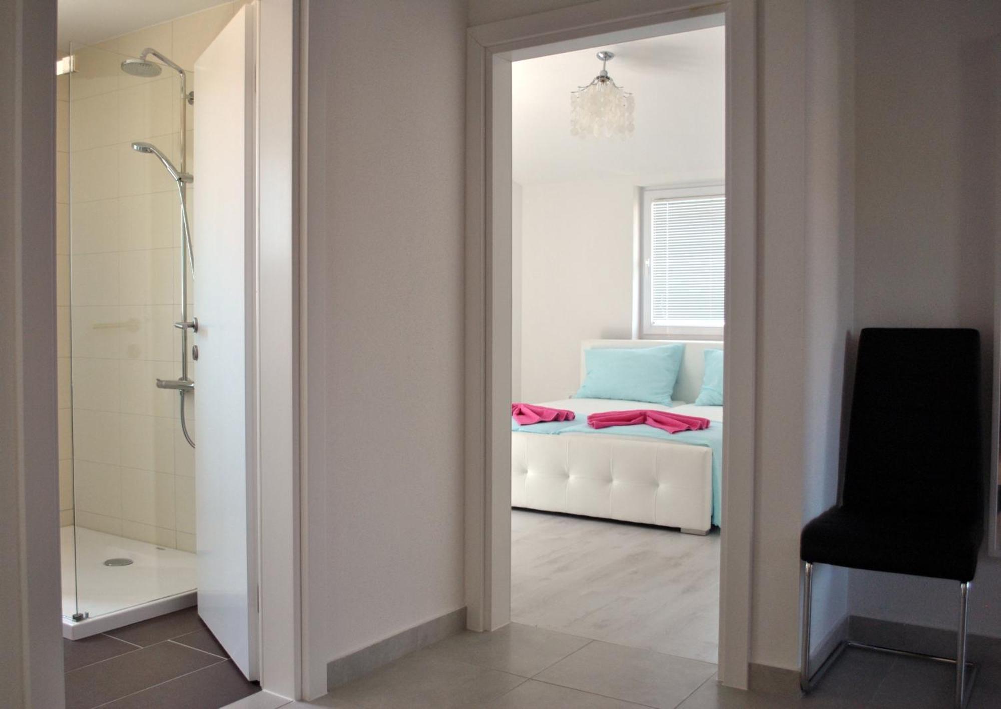 Rooms & Apartments Ana 2 زادار المظهر الخارجي الصورة
