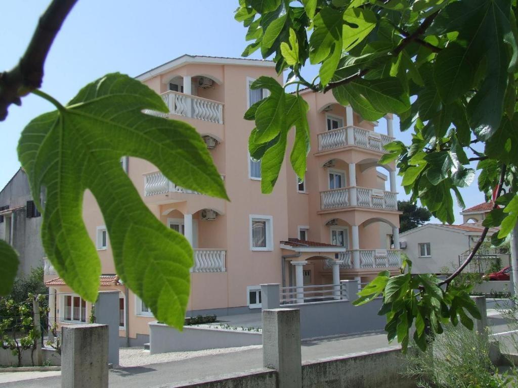 Rooms & Apartments Ana 2 زادار المظهر الخارجي الصورة
